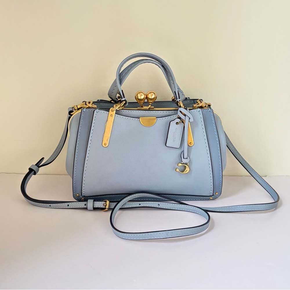 COACH Kisslock Dreamer 21 Bag Baby Blue